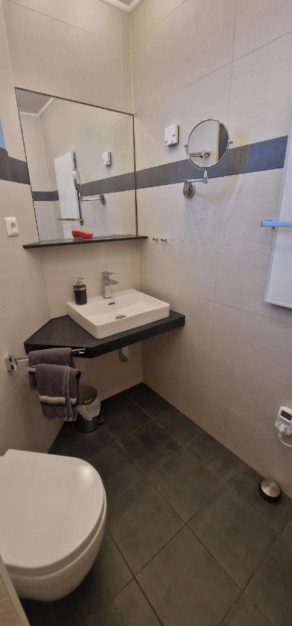 Vivanatura Eifelferienhaus Einruhr Luaran gambar