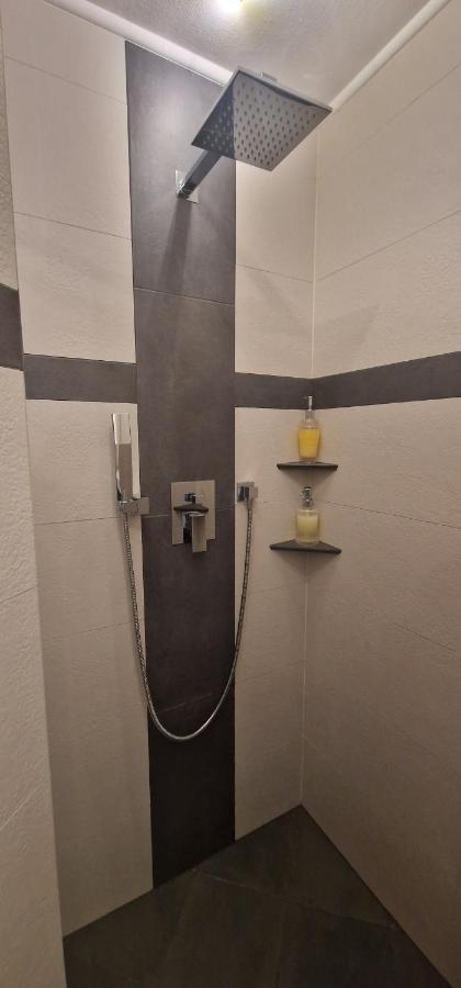 Vivanatura Eifelferienhaus Einruhr Luaran gambar