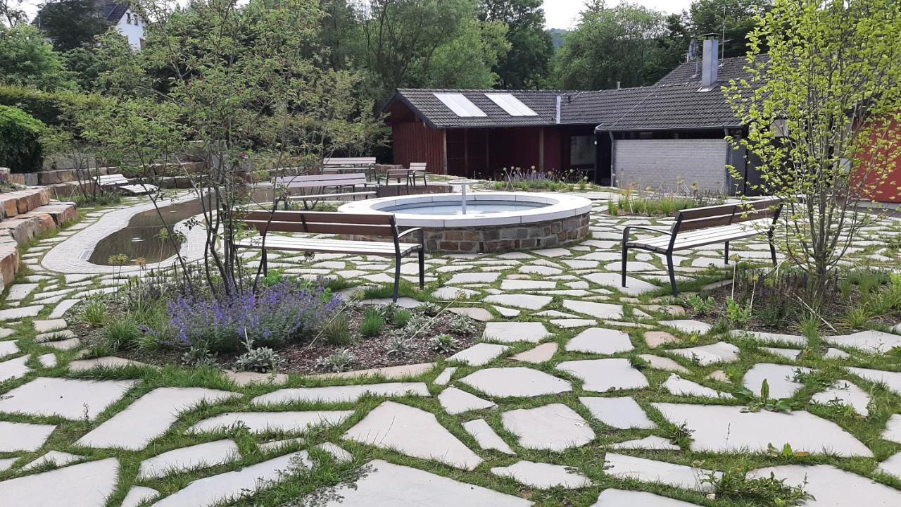 Vivanatura Eifelferienhaus Einruhr Luaran gambar